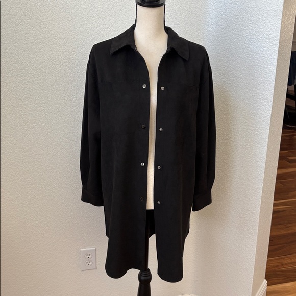 Truth by Republic Oversized Black Faux Suede Snap Shirt Shacket Size Small - Picture 5 of 9